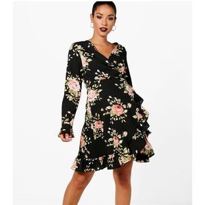 Boohoo Maternity Floral Tea Wrap Dress